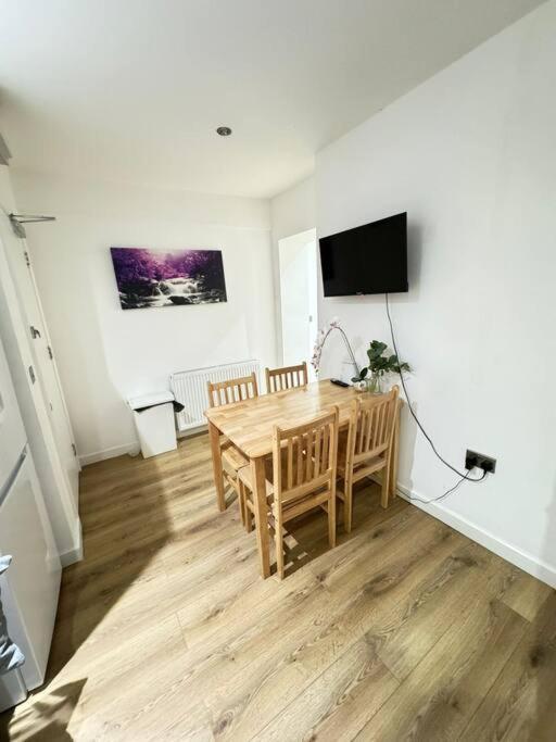 Appartement Sleep 6 - 5 Min From Camden Market Hw5